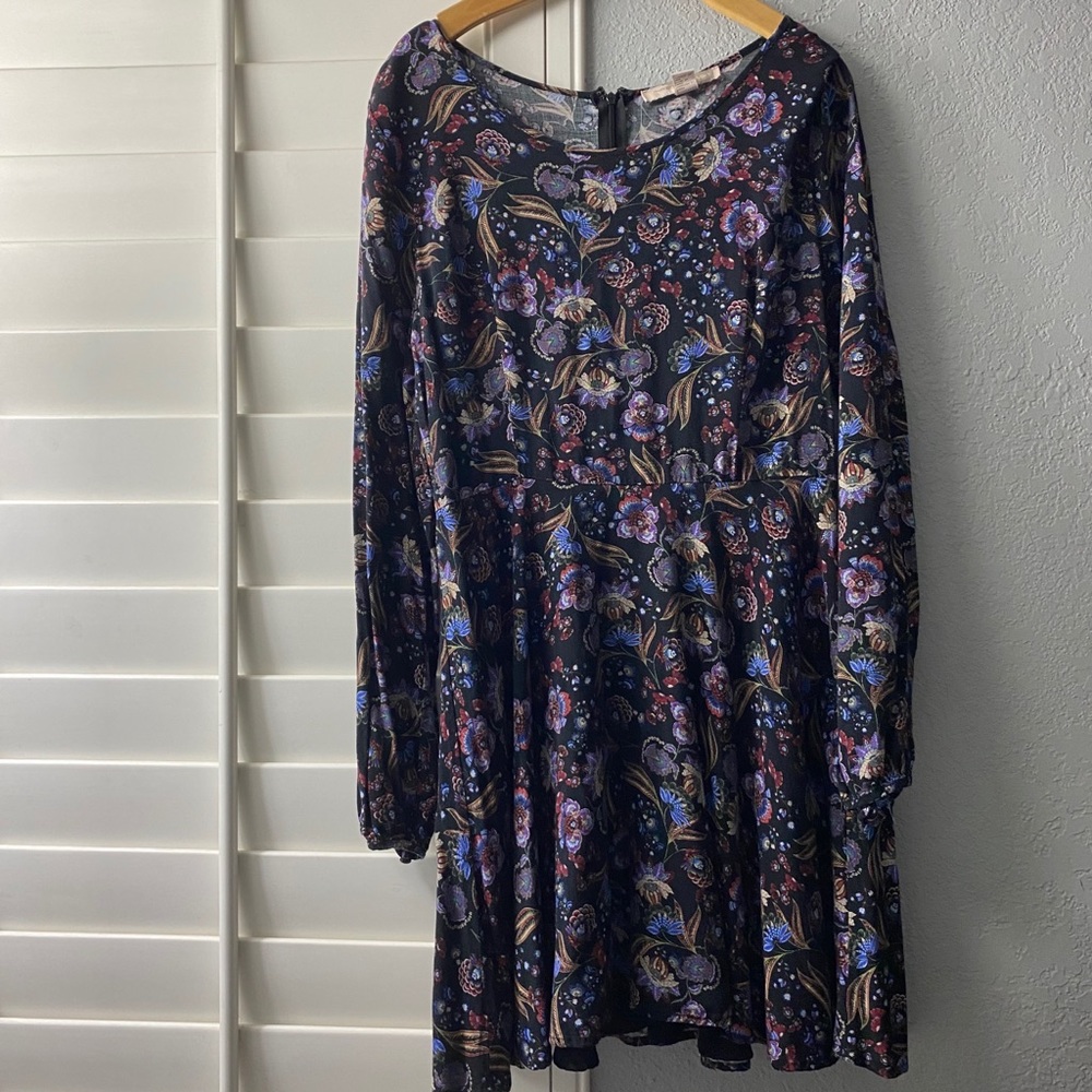 Forever 21 || Black Floral Dress